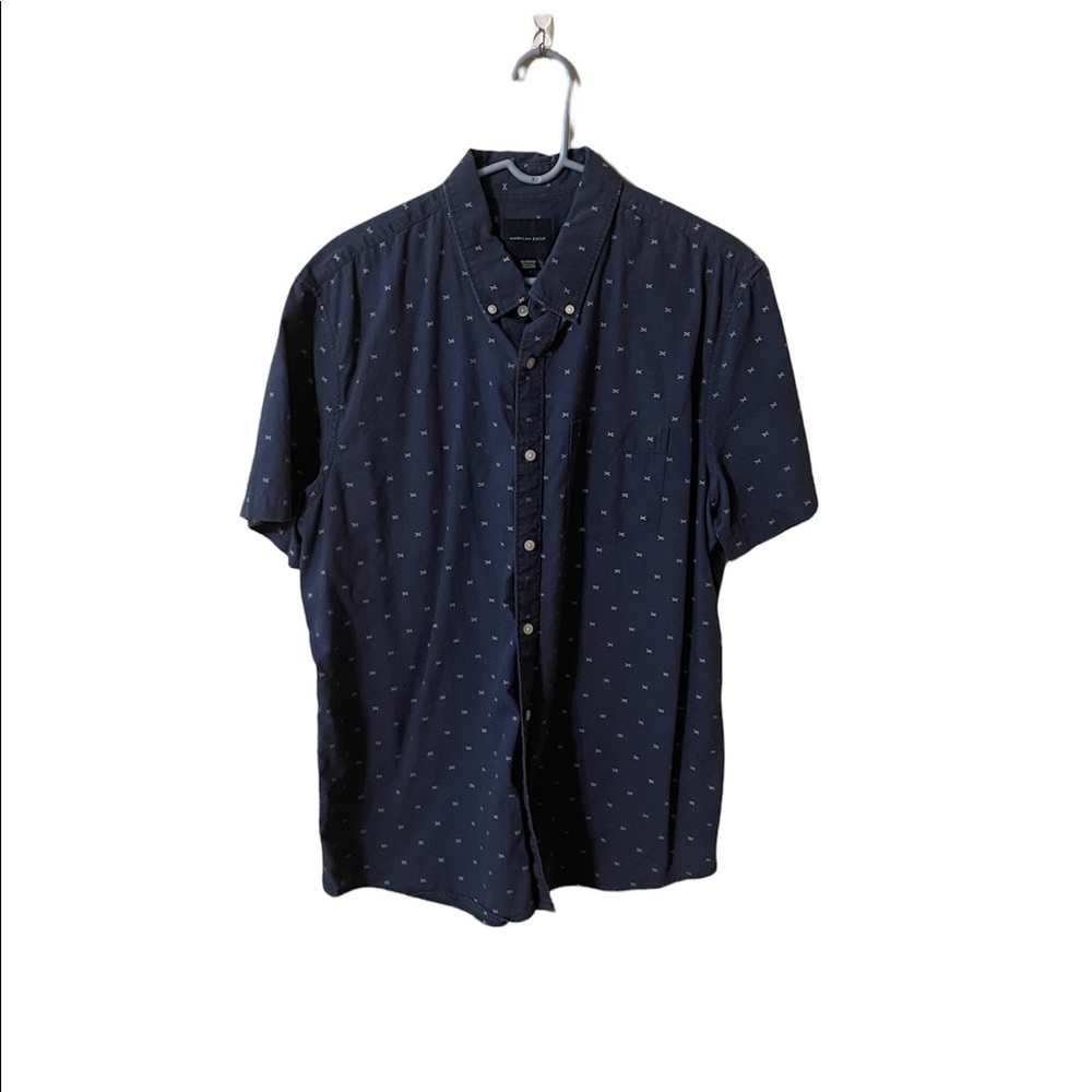 American Eagle shirt sleeved dress shirt